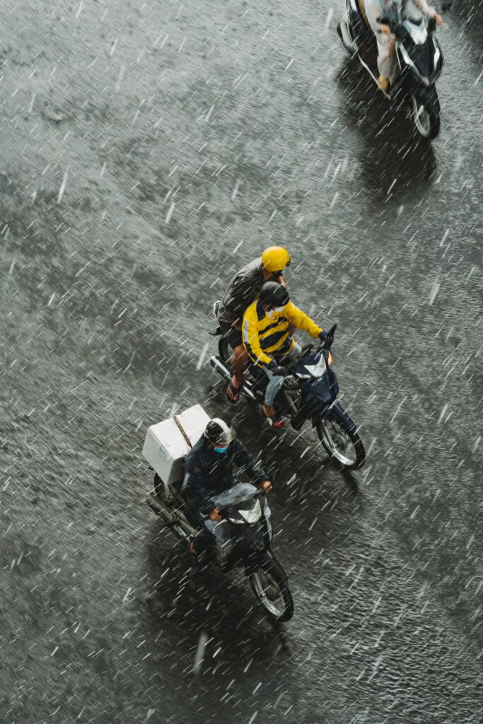 Equipamento de proteção para chuva