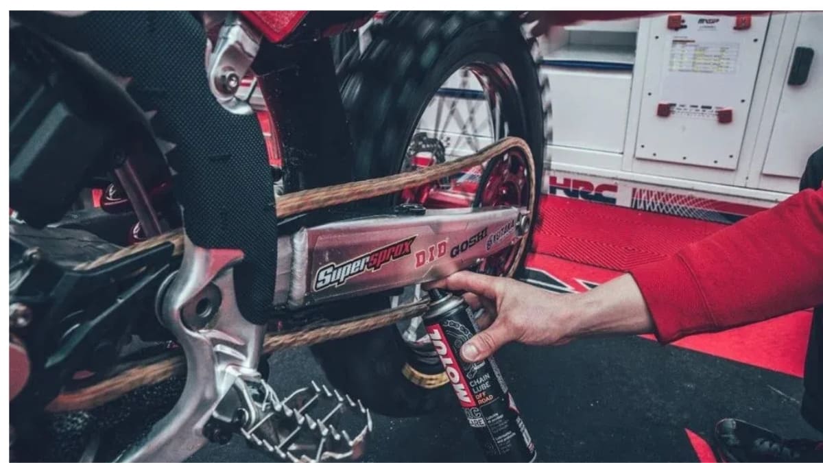 Melhor Lubrificante de Corrente para Moto: Guia Completo
